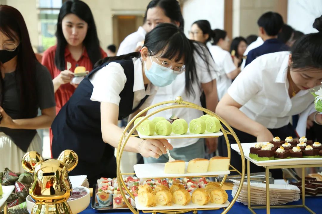 1688009875147943.jpg 8.jpg